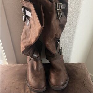 Annie Brown Leather Boots with Zipper